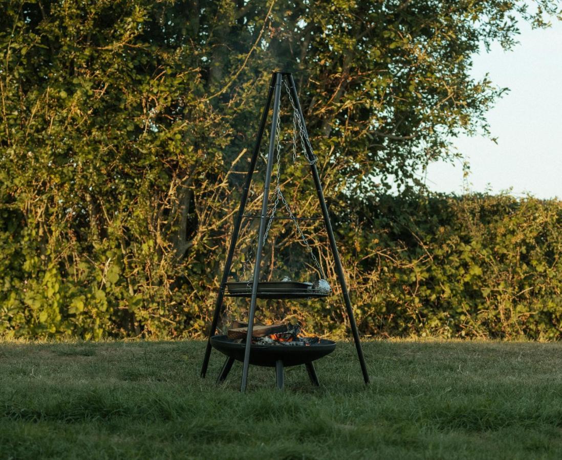 Glamping At The Retreat Wiltshire Is Rural Bliss Chippenham (Wiltshire) Exterior foto