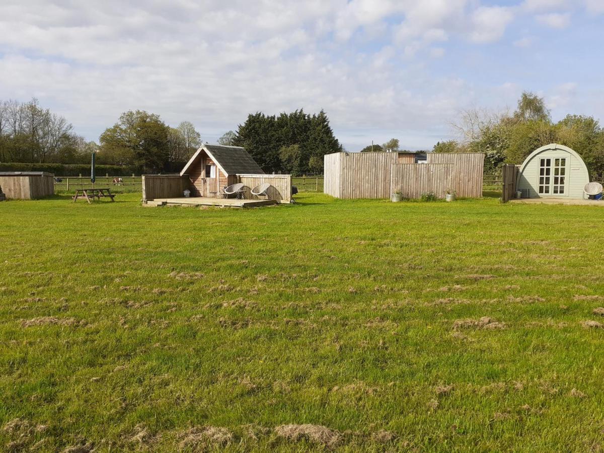 Glamping At The Retreat Wiltshire Is Rural Bliss Chippenham (Wiltshire) Exterior foto